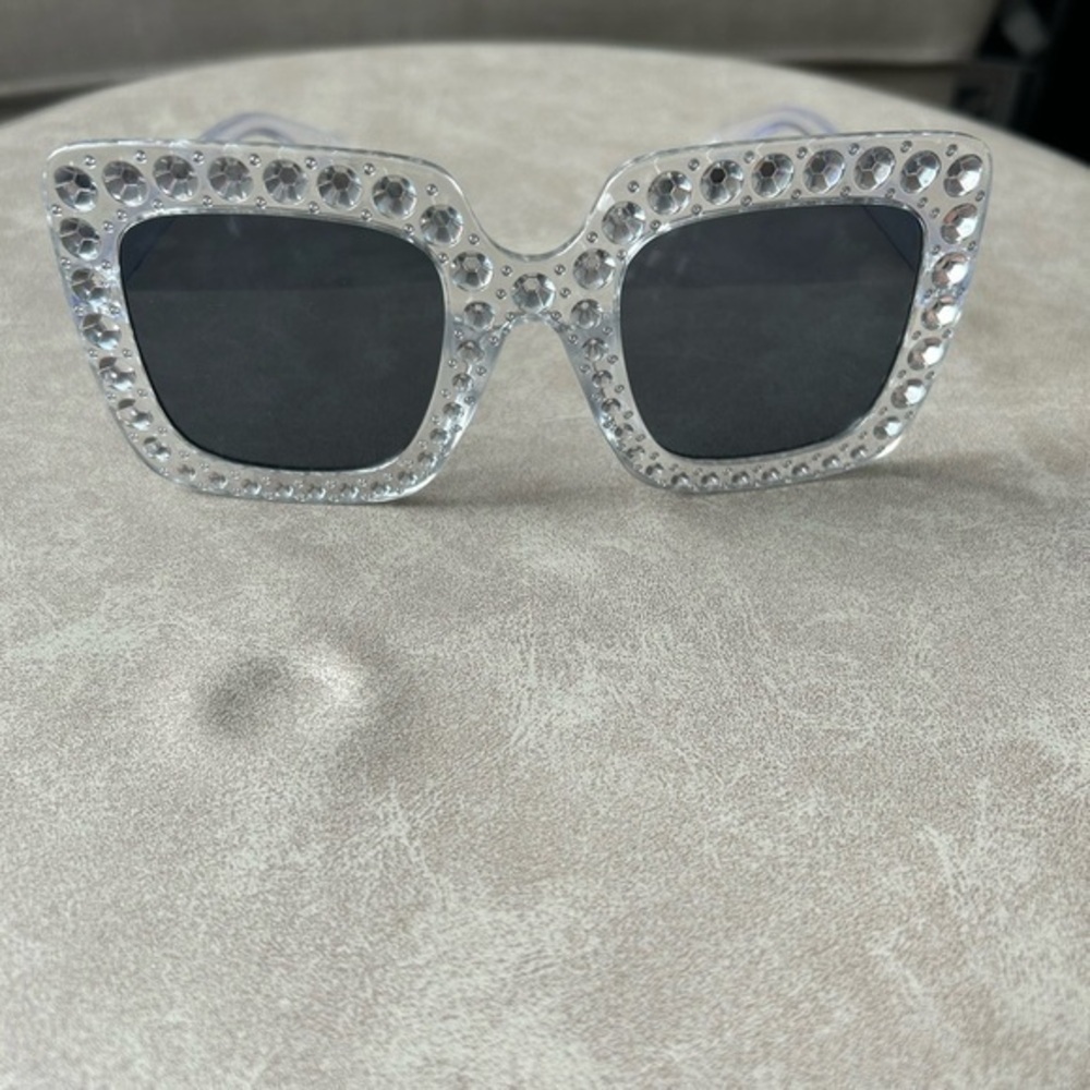 ✨NWT Rhinestone clear oversized statement sunglasses 🕶️ sunshades - Picture 8 of 12